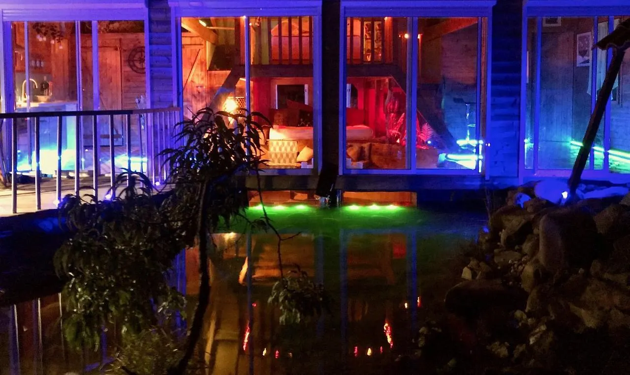 Villa Shangri-La At Concepts En Barousse Crechets